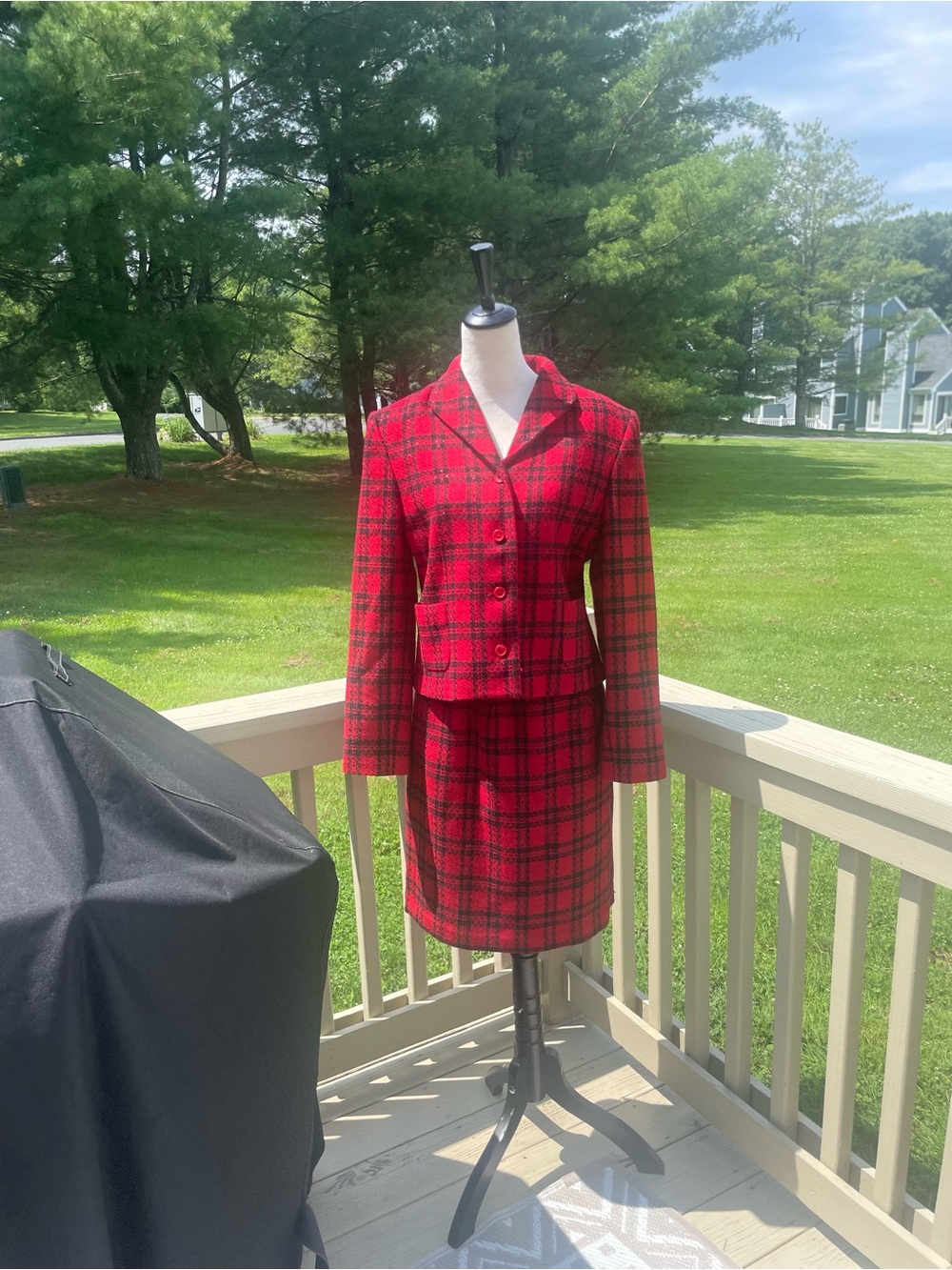 Amanda Smith Red and Black Plaid Two-Piece Skirt Set